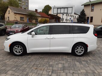 Chrysler Pacifica 3,6L,r.v.2022, kůže,7mít,TopStav,85.000 km - 3