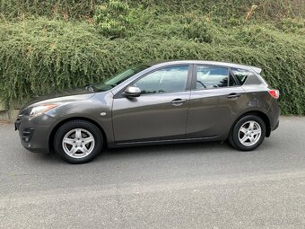 Mazda 3    1.6 i - 3