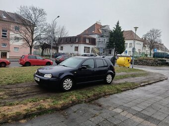 VW Golf 4 1.6 benzín 74kw. - 3