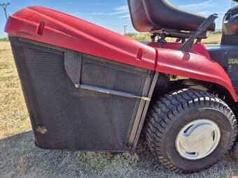 Zahradní sekací traktůrek Twin cut motor Briggs Stration - 3