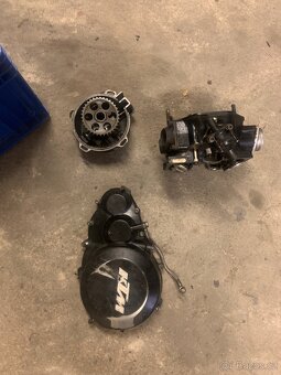 Prodám díly z motoru KTM LC4 620 (kompletní rozebraný motor) - 3