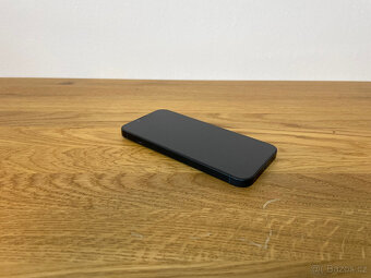 Apple iPhone 13 128GB Modrý - perfektní stav, baterie 88% - 3