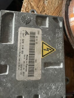 Jednotky xenonu audi a4 b7 - 3
