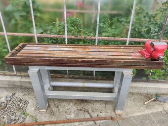 Svařovací stůl s T drážkami - 3