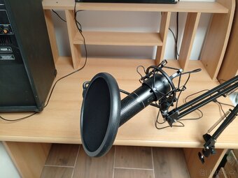 USB mikrofon s ramenem - 3