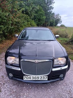 // CHRYSLER 300C 3.0 CRD 2007 // DÍLY - 3