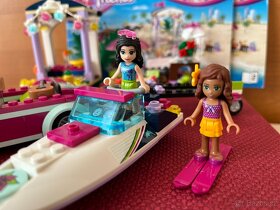 LEGO® Friends 41316 Andrein vůz s přívěsem pro člun - 3