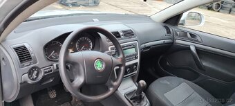 ŠKODA OCTAVIA 1.6 MPI - 3