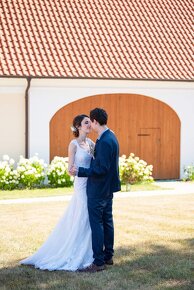Svatební šaty Pronovias Laren - 3