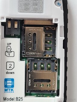 Mobilní telefon mini B25 - 3