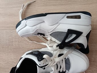 Botasky Nike air 37 - 3