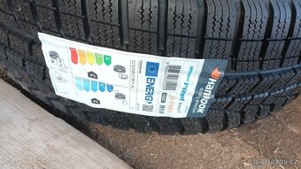VW / Škoda – alu disky R17 s zimními pneu Hankook 215/55 R17 - 3