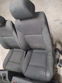 BMW E60/E61 Přední a zadní sedačky 535d - 3