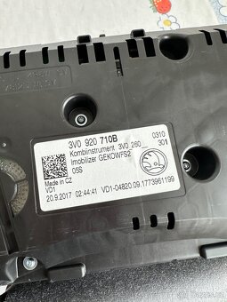 Budíky Škoda Superb 3 - 3