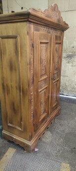 Starožitná skříň - 3