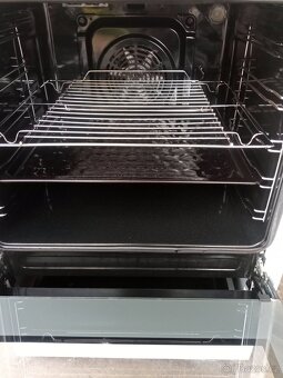 Elektrický sklokeramický sporák Amica ( skoro nový ) - 3