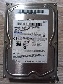 HDD SSD + SATA - 3