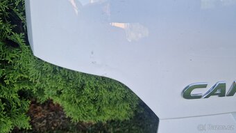 Zadní viko VW Caravelle - 3