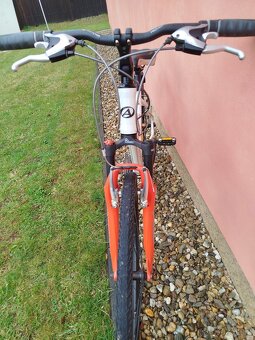 Trekové kolo Autor - 3