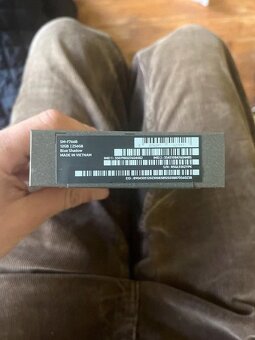 Samsung Galaxy Z Flip7 - 3