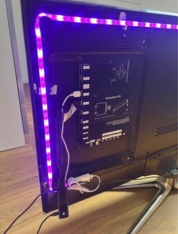 46" Samsung televize UE46ES7000 - 3