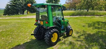 Traktor John Deere 2320 - 3