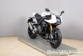 Triumph Speed Triple 1200 RR - 3