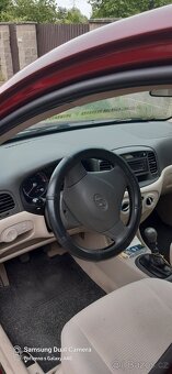 Prodej Hyundai Accent - 3