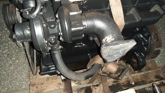 Prodám motor zetor uř 3. 1403 - 3