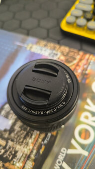 SONY FE 28-60 mm f/4-5,6 - 3