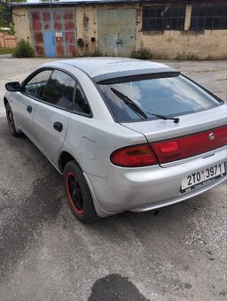 Mazda 323F 1,5benzín,65kwl - 3