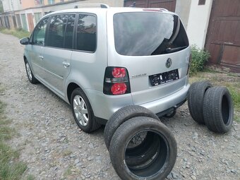 Vw Tourana 1.9 Tdi 77kw 7 MÍST,6KVALT,SERVISKA - 3