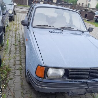 Škoda 105 - 3