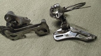 Přehazovačka a přesmykač Shimano - 3