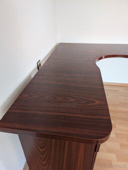 Pracovní stůl 210x170cm - 3