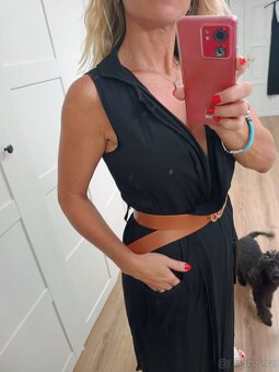 Nové slušivé černé šaty uni size M/L - 3