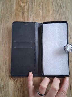 Kryt na telefon - knížka - 3