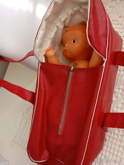 Retro panenka Gumotex s přenosnou taškou - 3