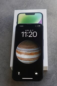 Apple iPhone 14 128GB temně inkoustový - 3