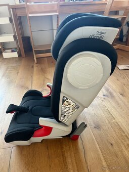 Autosedačka Britax Römer Kidfix II XP SÍCT 15-36kg - 3