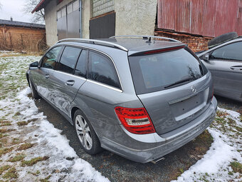 Mercedes C 220cdi rok 2011 - 3