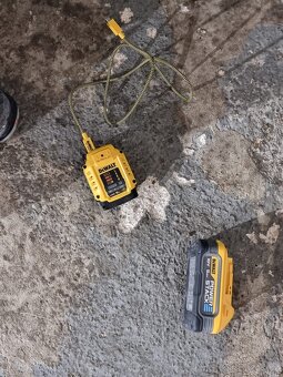 Prodám své nářadí Dewalt- Top Stav - 3