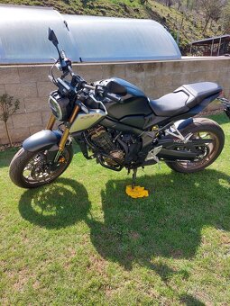 Honda cb 650 r - 3