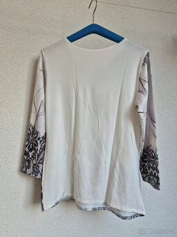 Set dvou dámských halenek s potiskem - 3