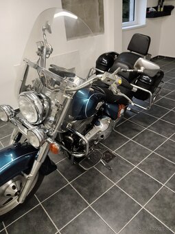 Suzuki Intruder VL 1500 - 3
