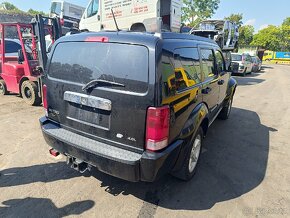Dodge nitro - 3