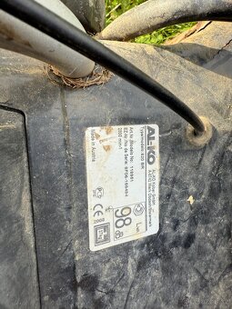 Prodám sekačku s motorem Motor Briggs & Stratton 675 /190cc - 3