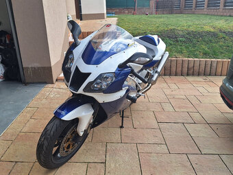 Aprilia RSV 1000 R, r. 2004 - 3