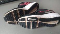 Tenisky Nike růžovo černé v. 28,5 cm - 3