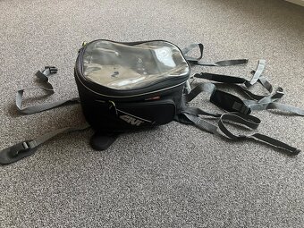 Tankvak Givi magneticky - 3